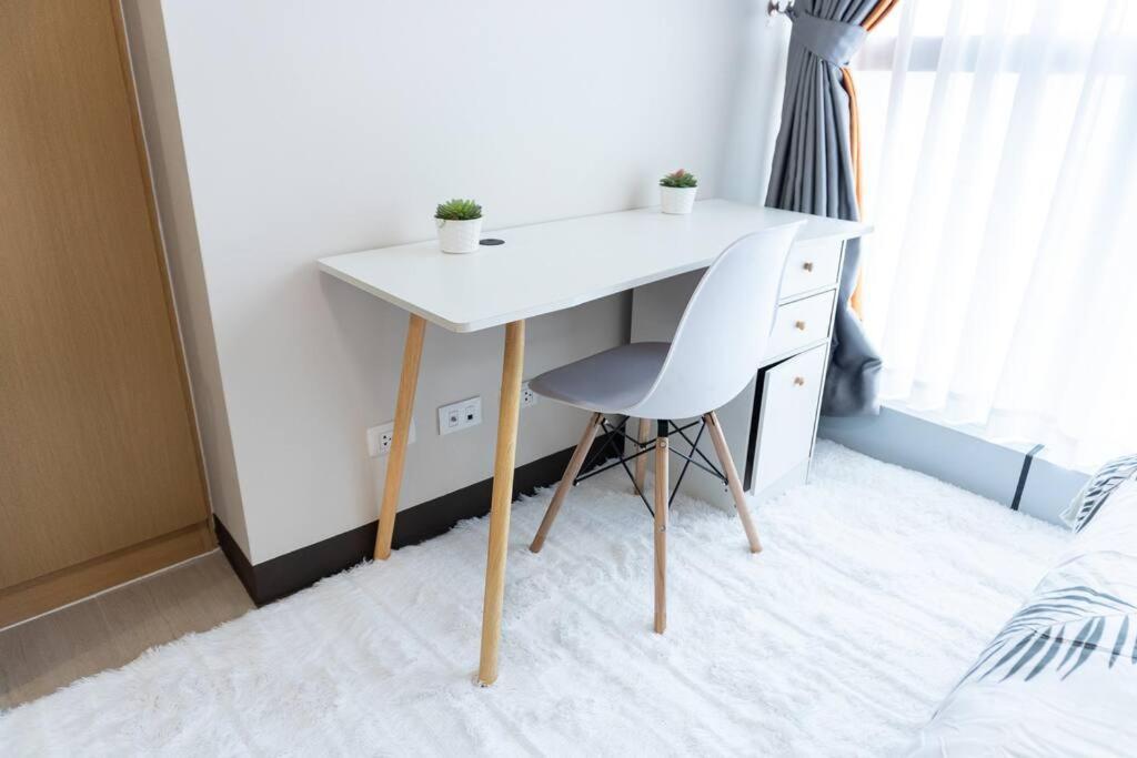 A2J Luxury 2Br Bgc Uptown Suite Near Uptown Mall Manila Eksteriør billede