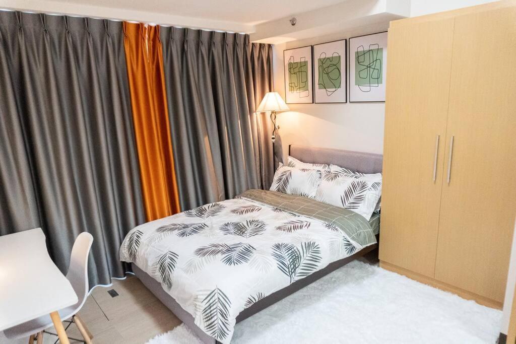 A2J Luxury 2Br Bgc Uptown Suite Near Uptown Mall Manila Eksteriør billede