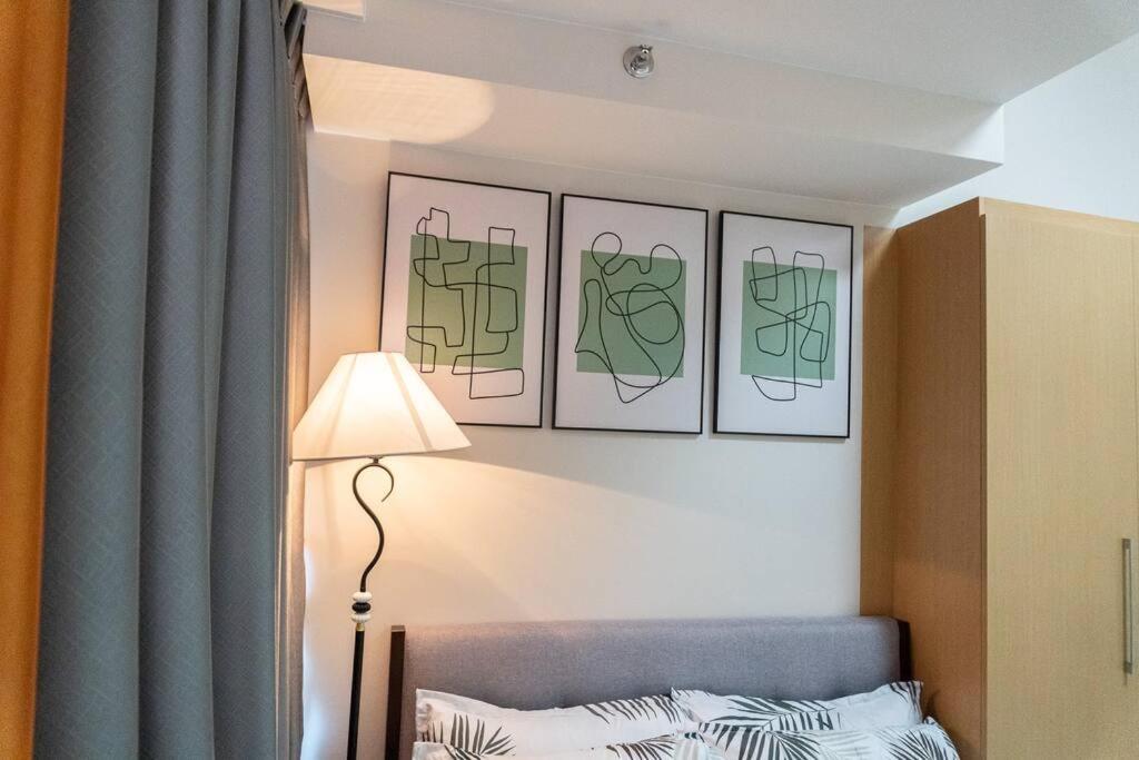 A2J Luxury 2Br Bgc Uptown Suite Near Uptown Mall Manila Eksteriør billede